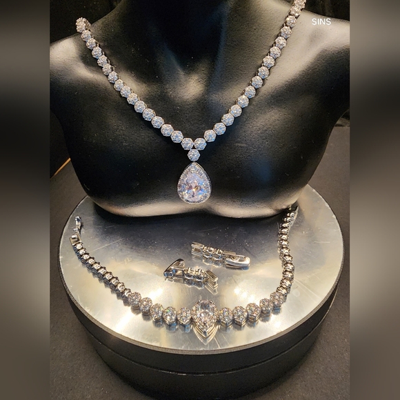 Jewelry - Silver Tone Cubic ZirconiaNecklace and Bracelet Set